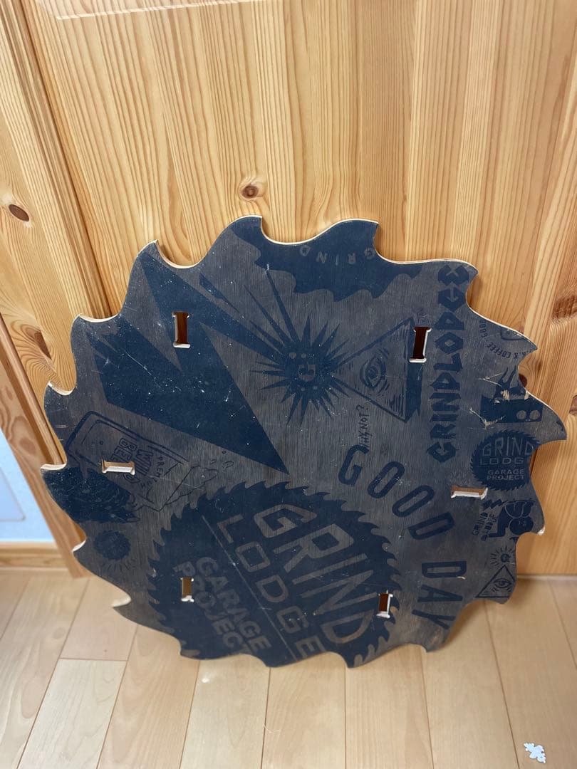 GOOD DAY GRIND LODGE ギア型テーブル　グラインドロッヂ