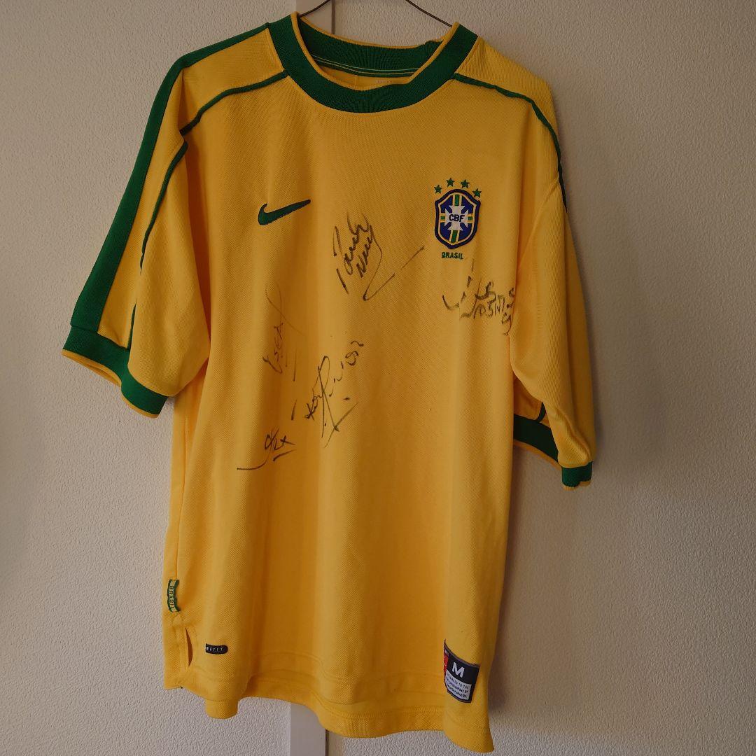 ブラジル代表　ユニフォーム　直筆サイン入り