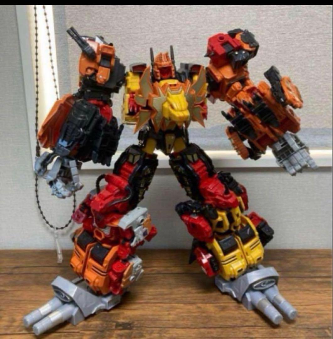 非正規 トランスフォーマー プレダキング風　巨大サイズ