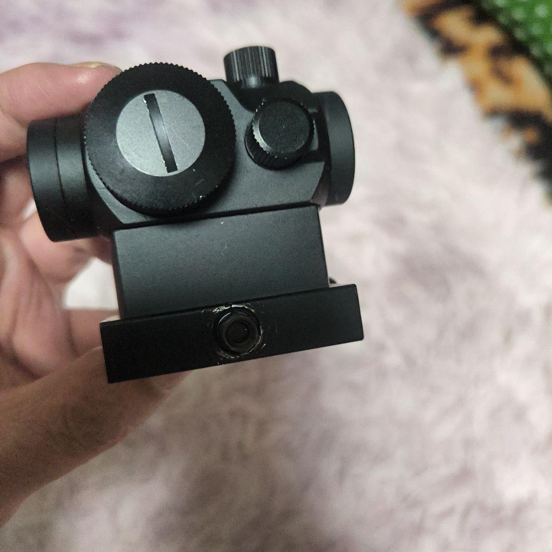 むゆ東京マルイ スタンダード電動ガンP-90 トリプルレイル ドットサイト