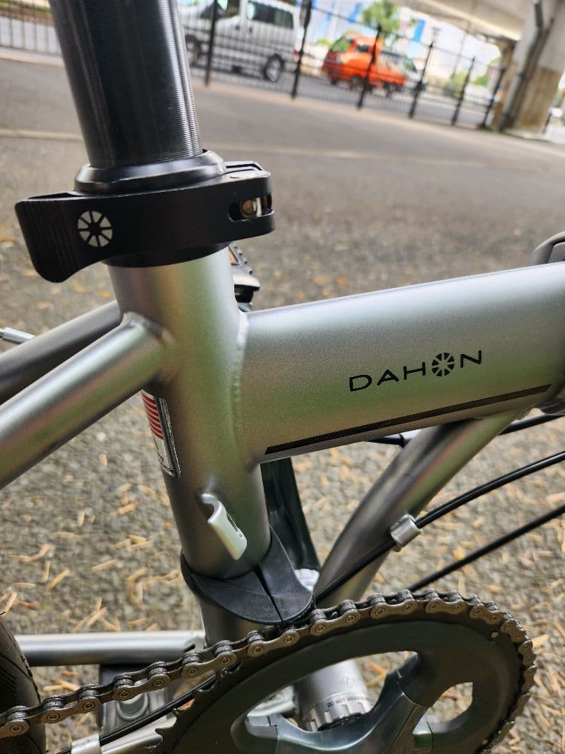 DAHON スピードファルコ　カスタム　マットシルバー