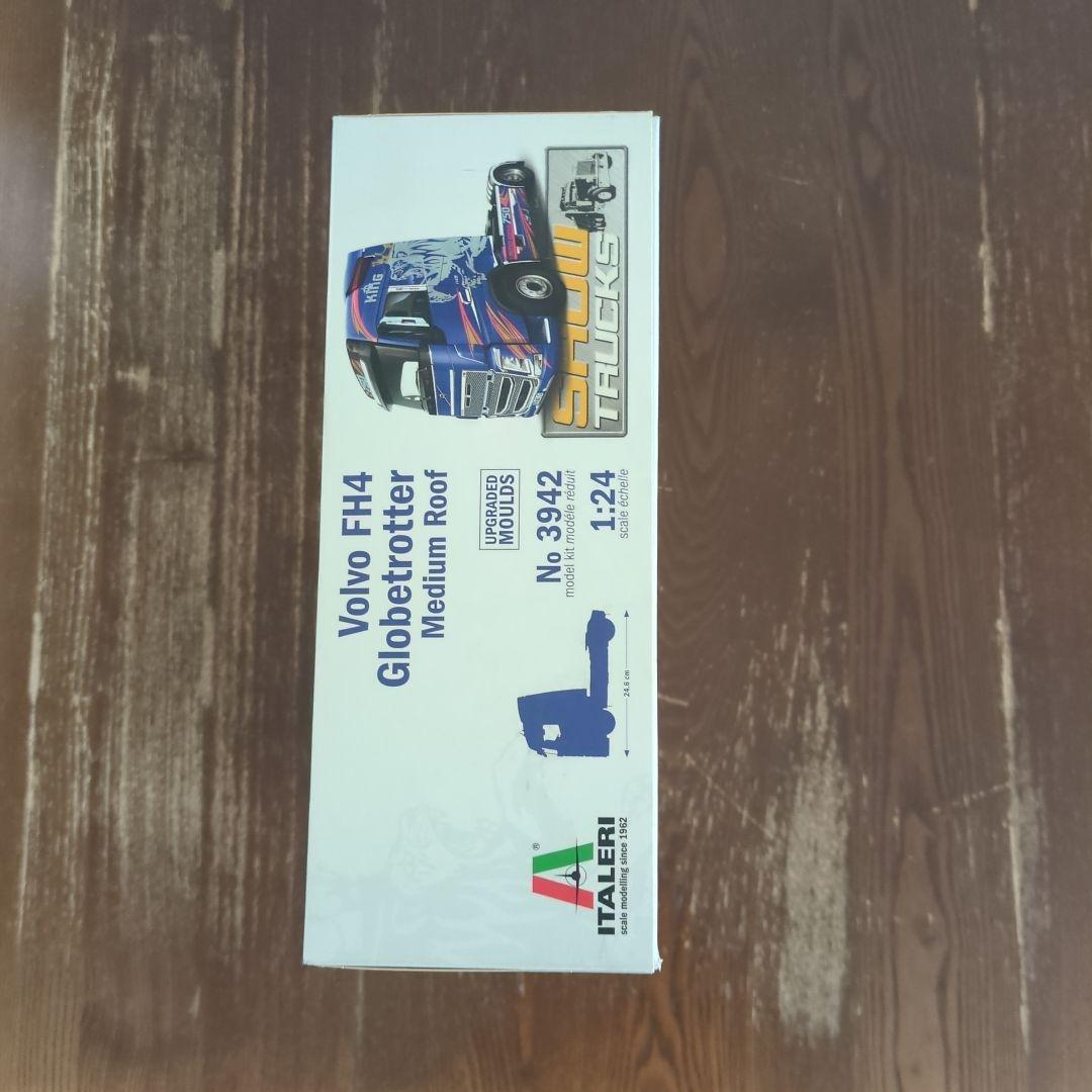 ITALERI Volvo FH4 Globetrotter 1:24　値下げ