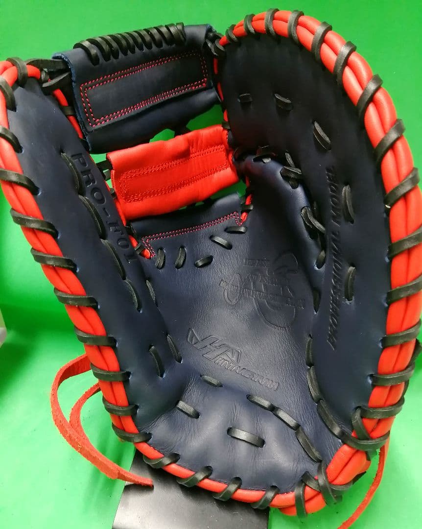 205.展示会限定品ハタケヤマ軟式ミット