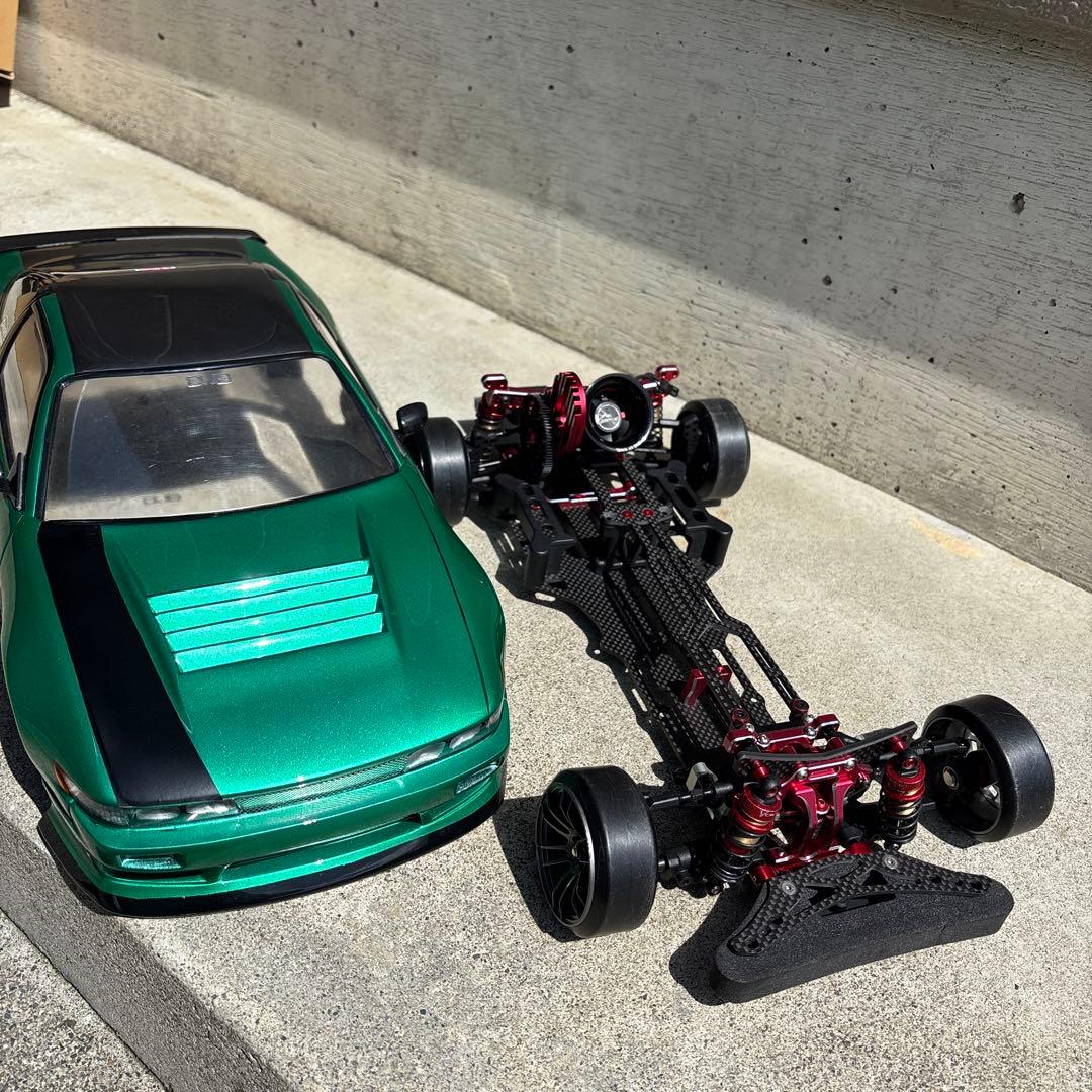 ヨコモ　YD-2ZX (レッド)シルエイティボディ付き