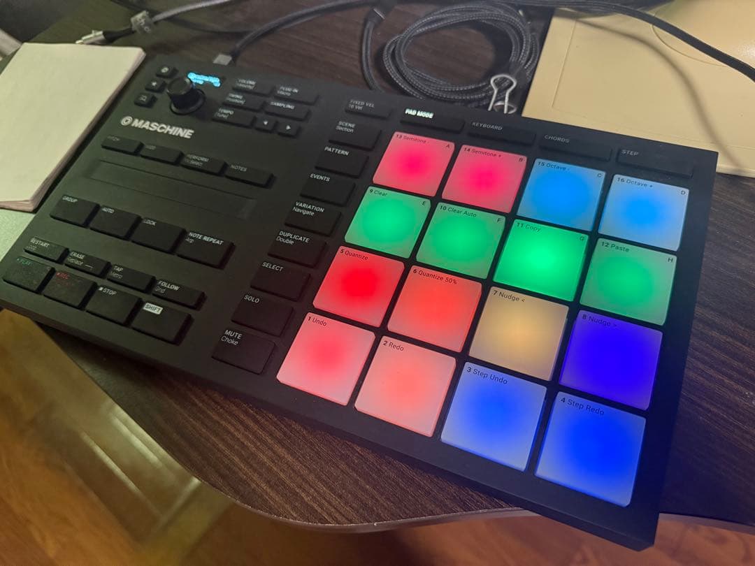 DTM・DAW Native Instruments Maschine Mikro MK3