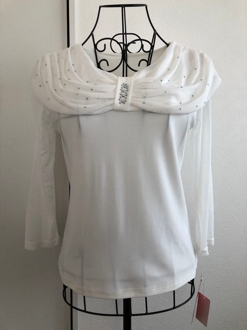 新品❣️未使用❣️タグ付き❣️ ✨社交ダンス　カットソー　ホワイト✨