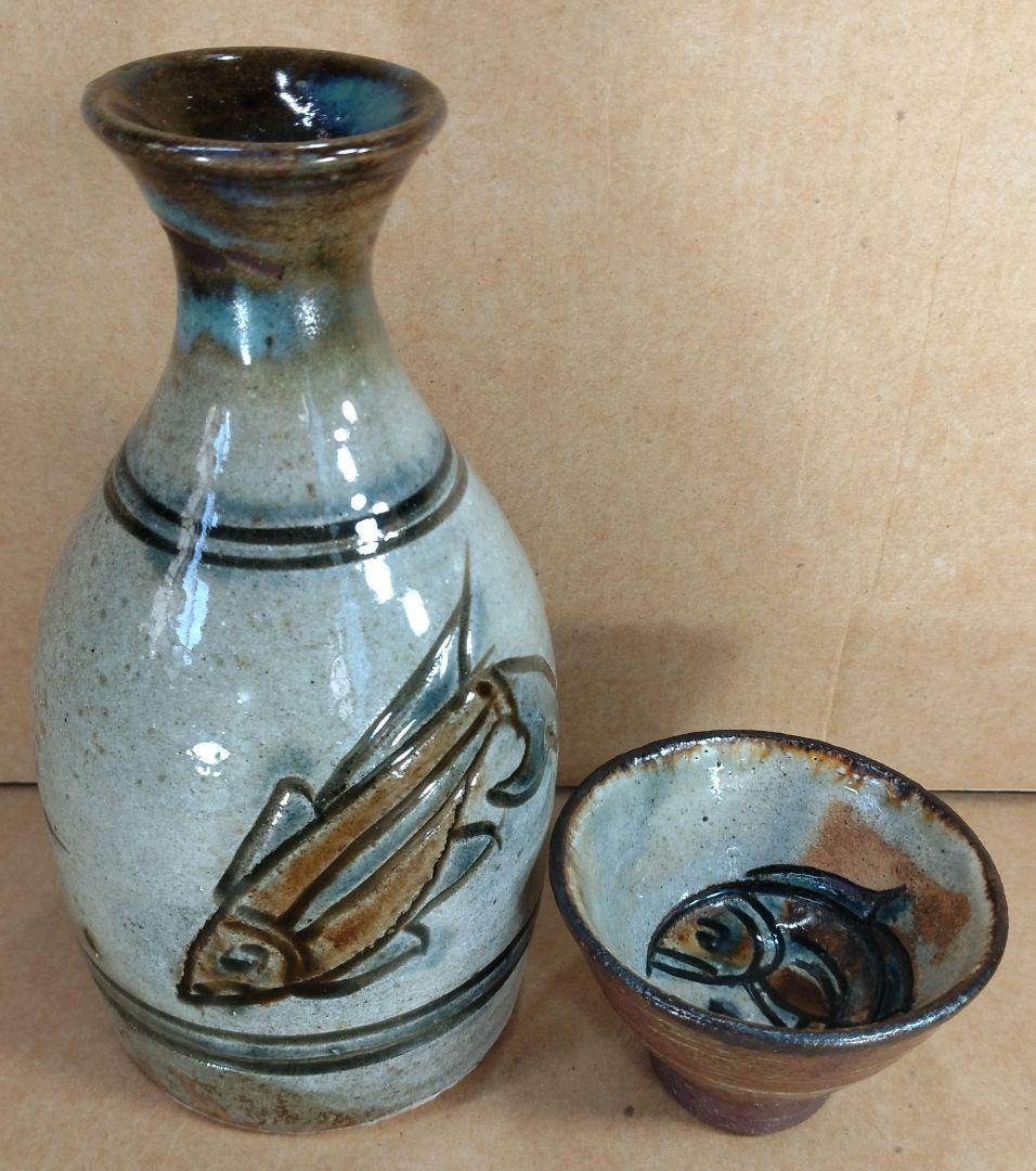 【本物保証】金城次郎「壷屋焼 徳利」「魚ぐい呑」2セット全共箱 栞1 人間国宝