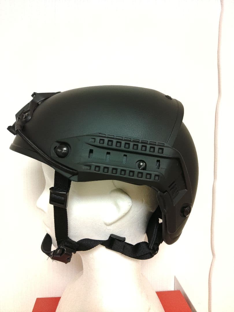 特殊部隊　エアフレームヘルメット　未使用　nHelmet製