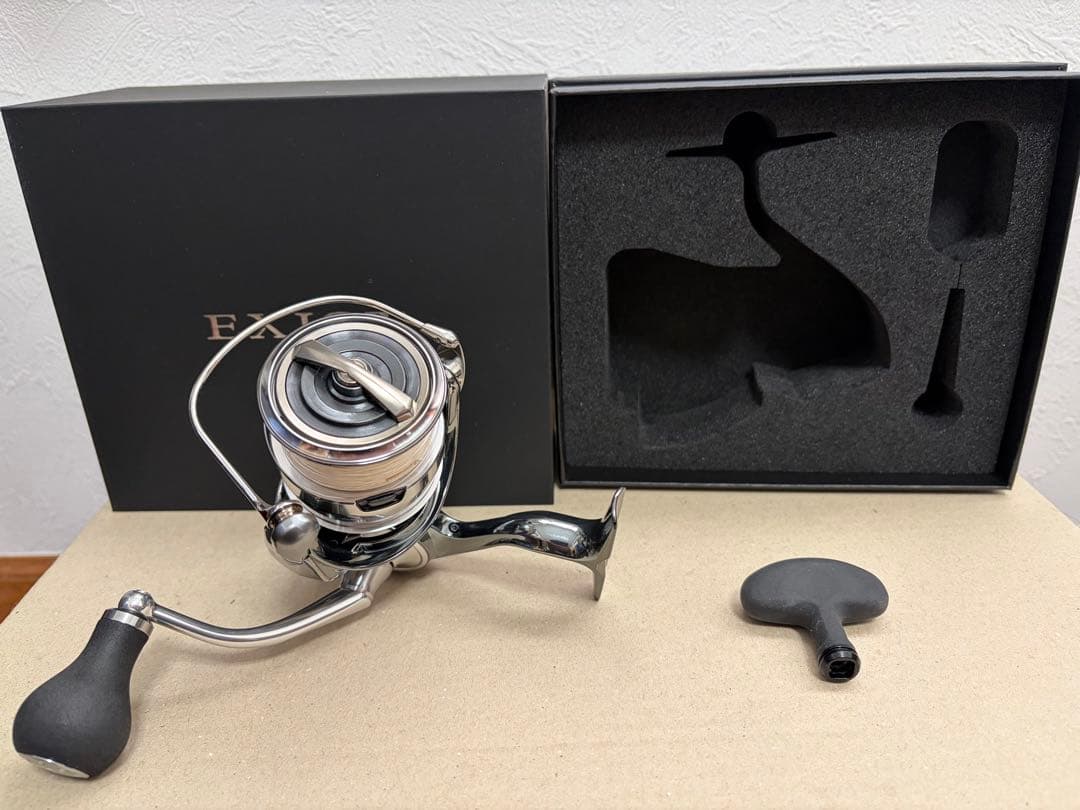 ダイワ 22イグジスト LT4000-XH パワーライトノブM付き