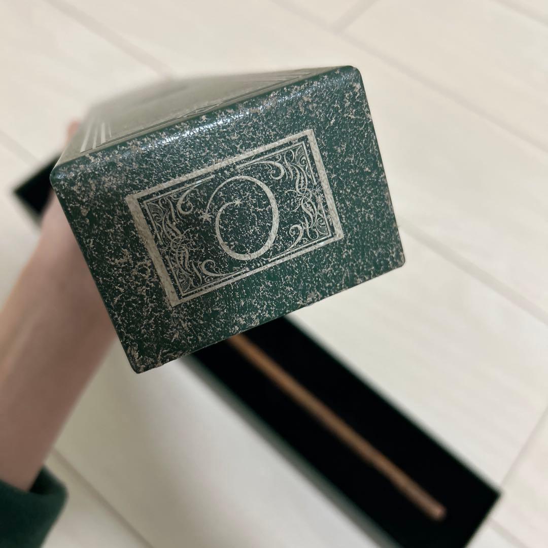 Ollivanders 魔法の杖 専用ケース付き　埃付き