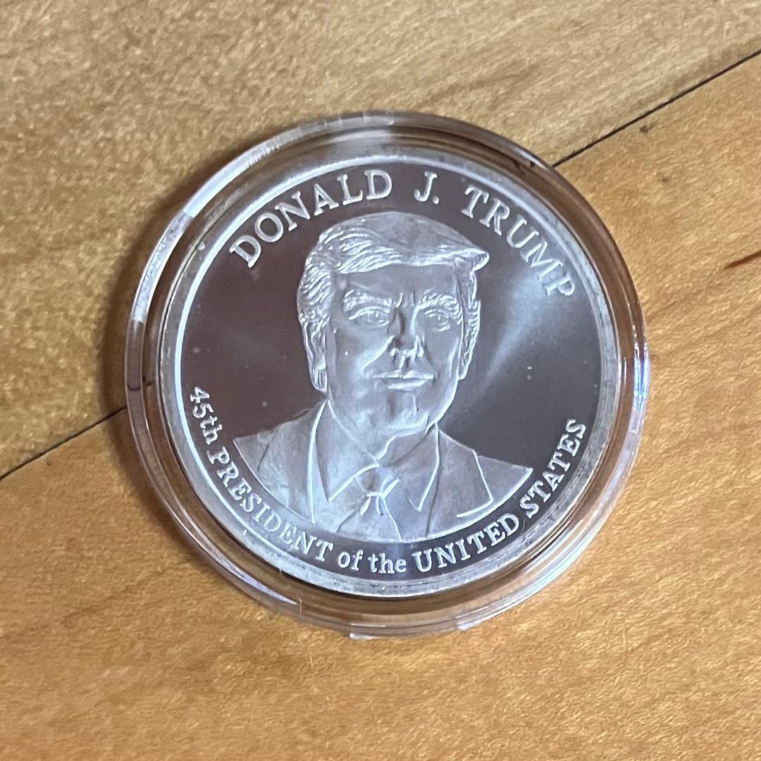 第45代 トランプ大統領 1オンス 銀貨 999 新品 未開封 イーグル