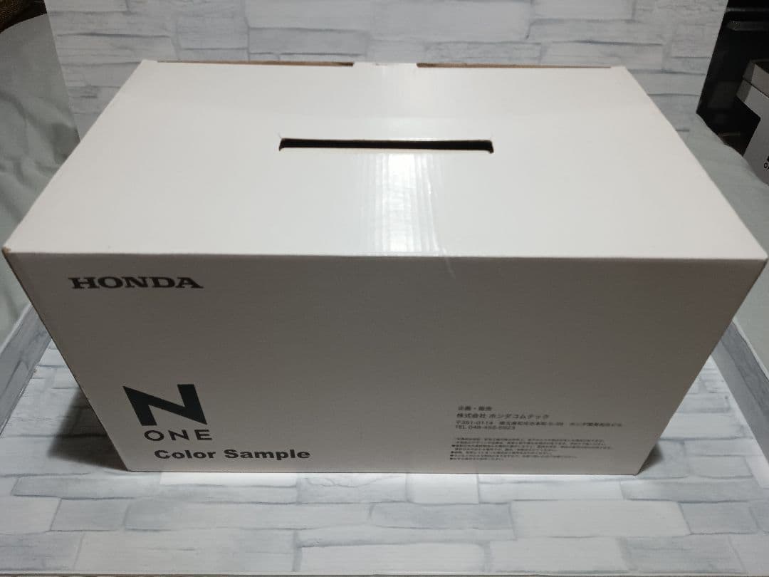 1/12 ホンダ　N-ONE Nワン　特大サイズ　カラーサンプル　ミニカー　白