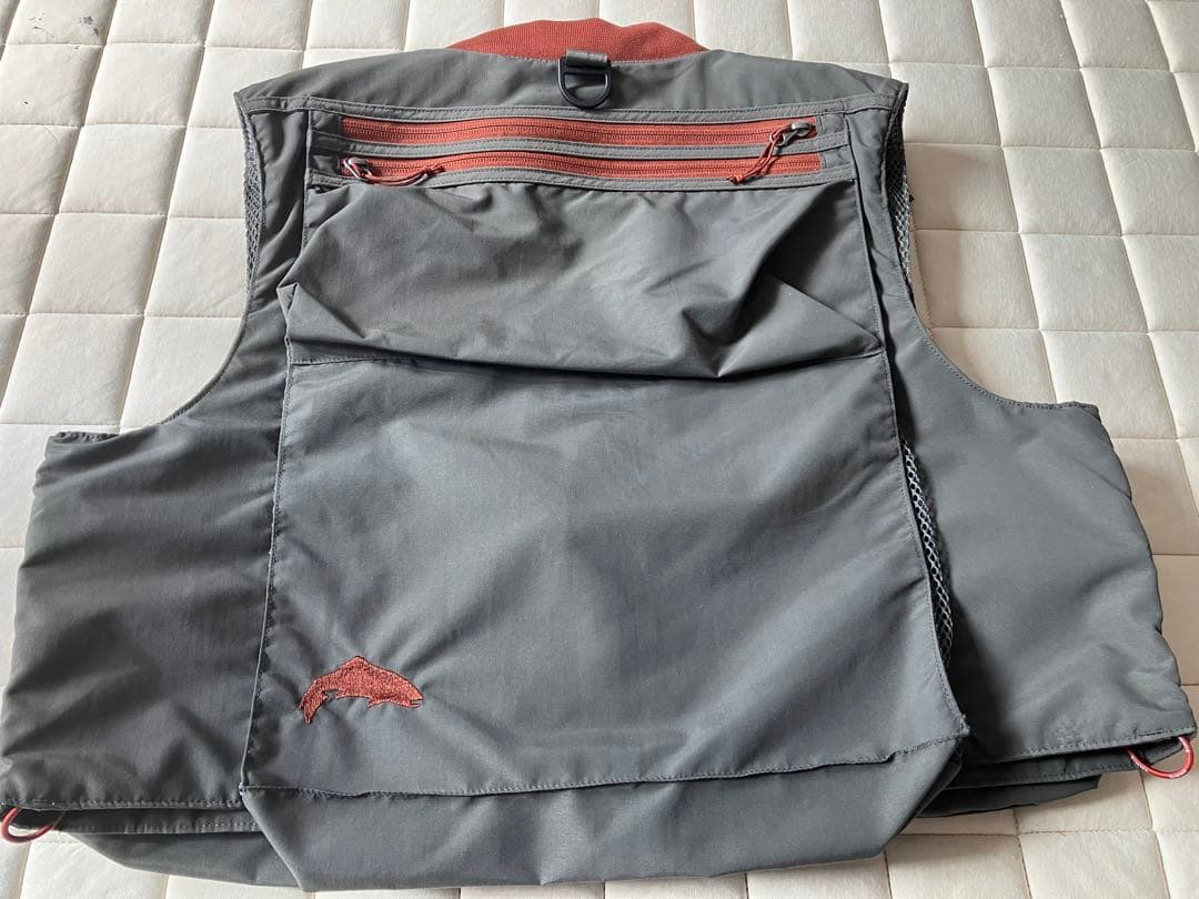 【未使用品 】レア SIMMSガイドベスト　US規格Mサイズ