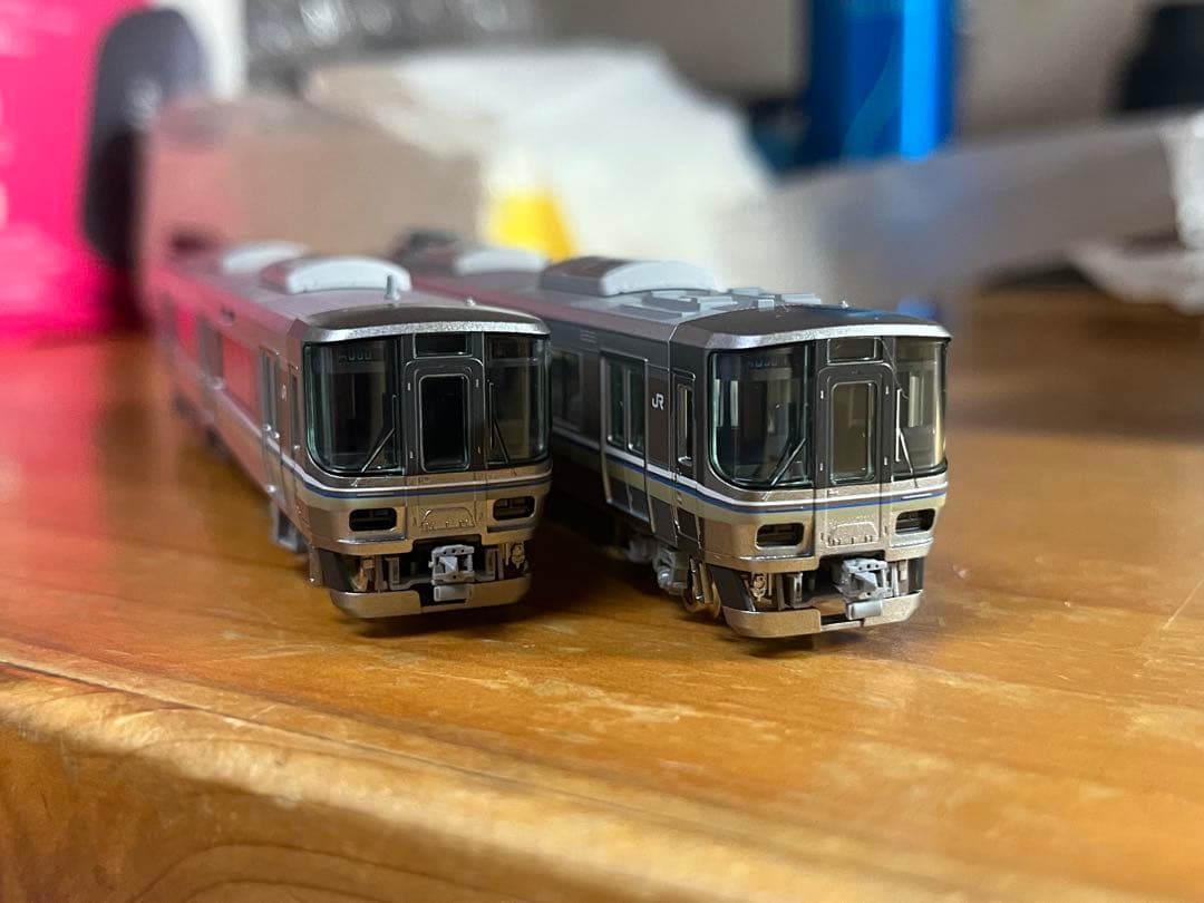 n*o様 TOMIX223系5000番台動力無し