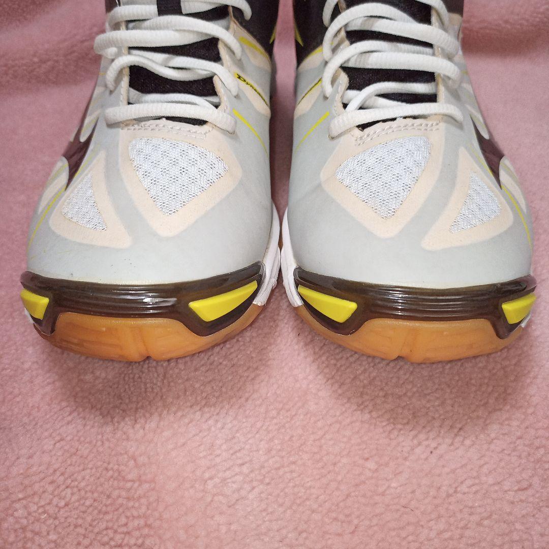 Mizuno ウェーブ ライトニング Z MID WAVE LIGHTNING