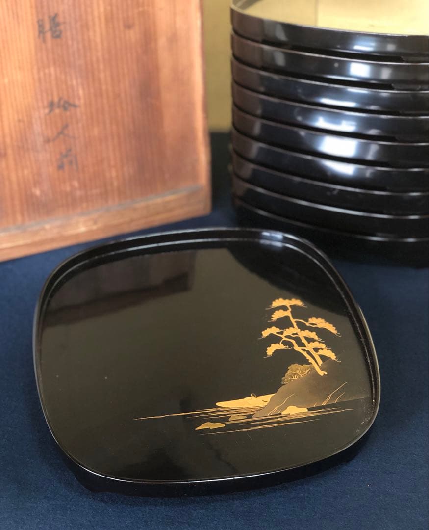 《レ》懐石 黒塗 金蒔絵 脚付 吸物膳10客 木製漆器 木箱　251127お1
