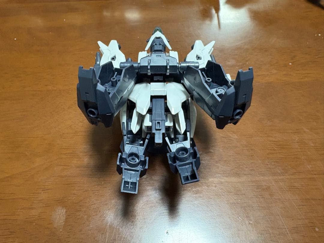 HGガンプラ　アースリィガンダム　プラネッツシステム　まとめ売り