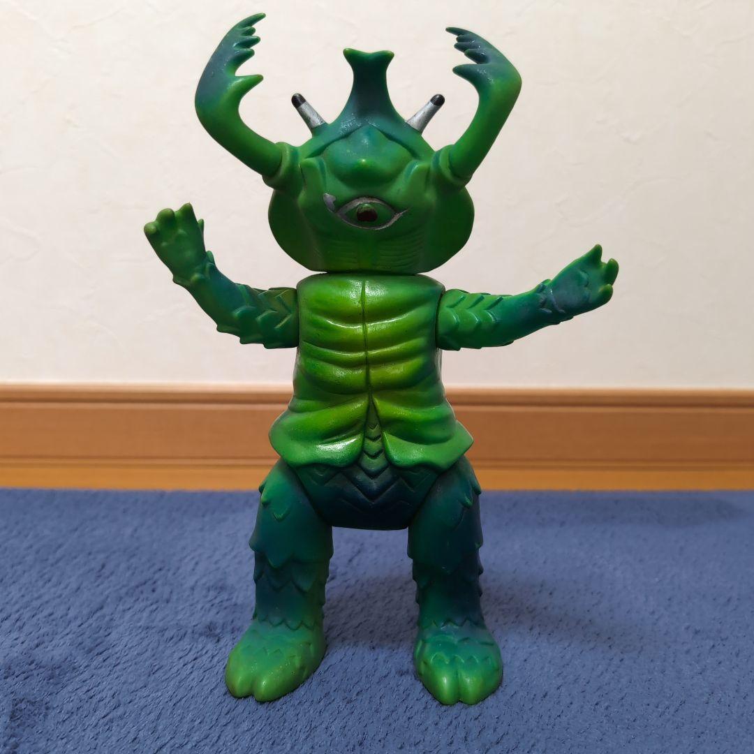 フィギュア　カネゴン