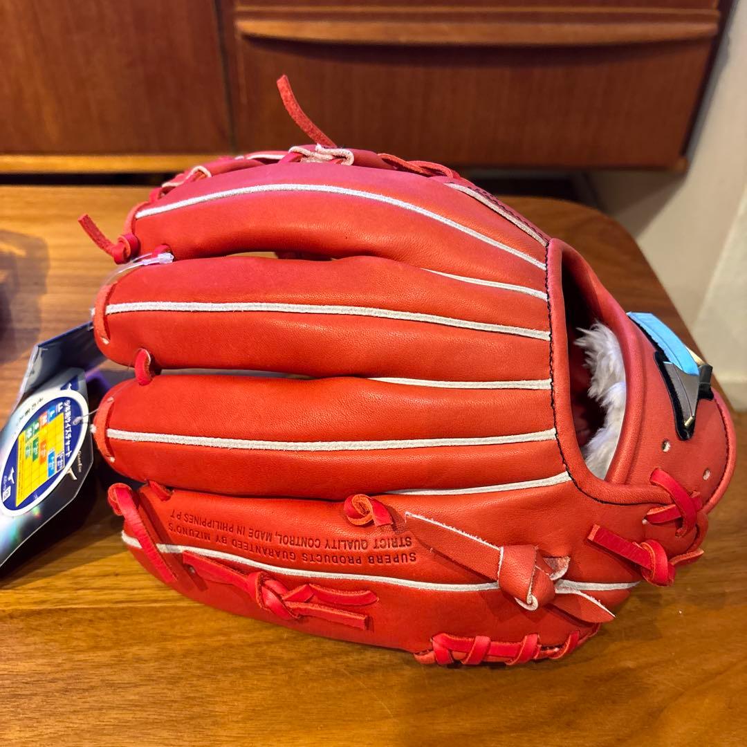 新品 ミズノ グローバルエリート 軟式少年 グローブ Sサイズ　ラディッシュ