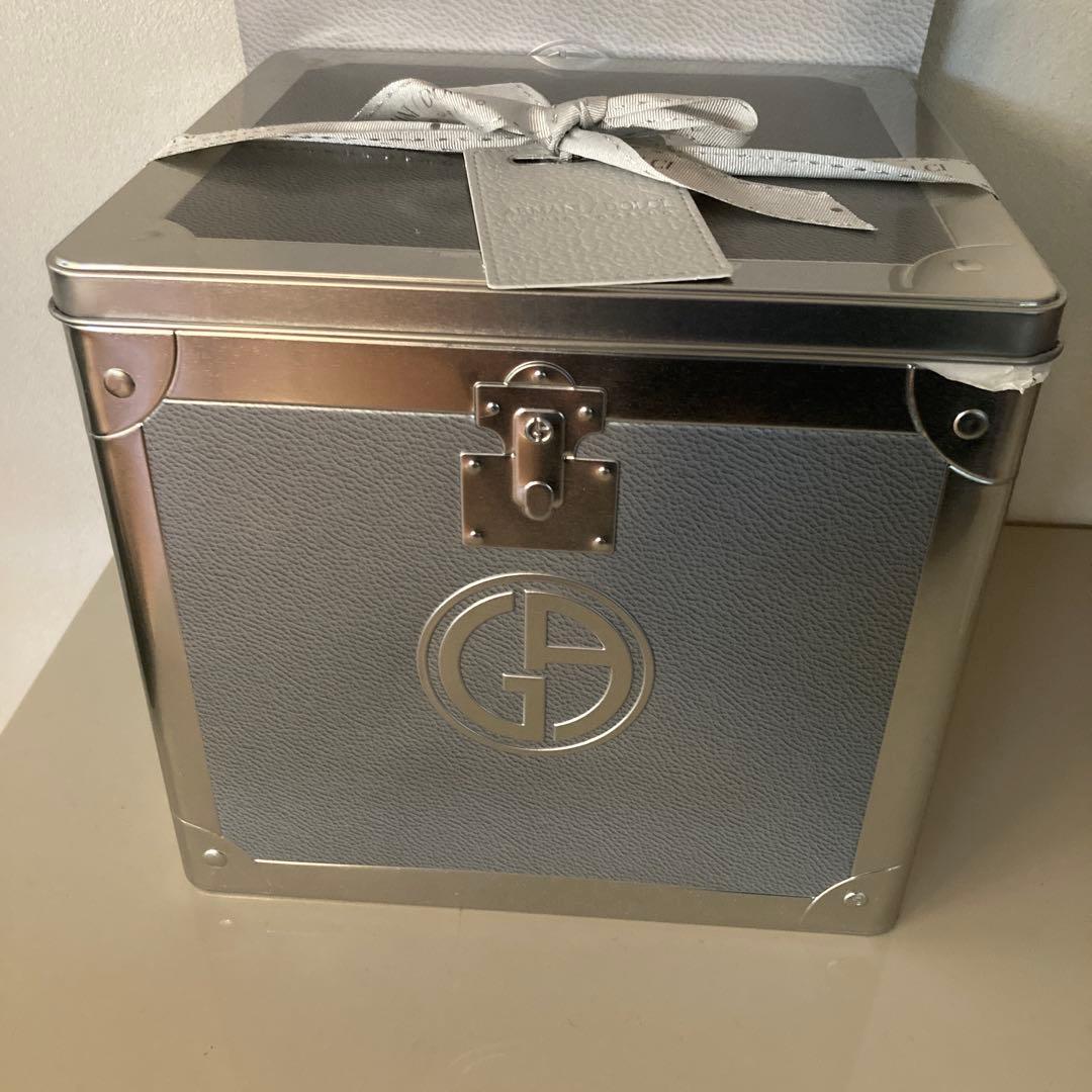 アルマーニドルチェクリスマス限定パネトーネ