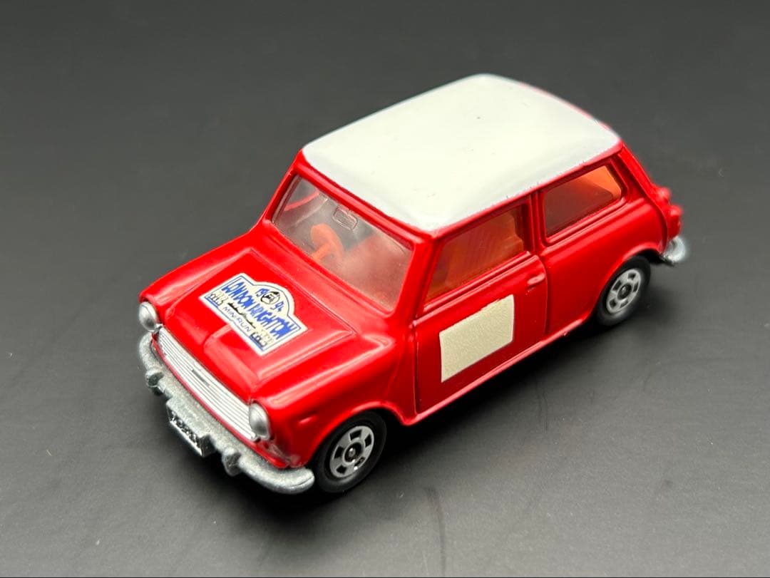 tomica ミニクーパー　トラフィック社　特注　日本製　トミカ　ミニカー