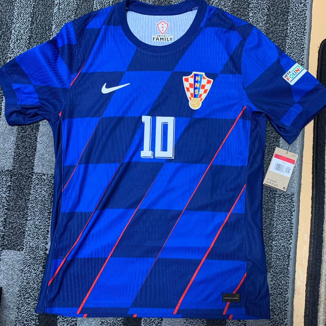 正規品 新品 未使用 オーセンティック ユニフォーム クロアチア モドリッチ L