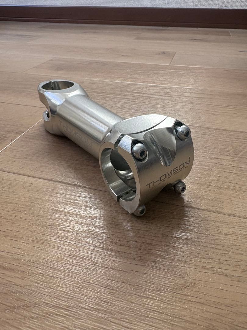 THOMSON ステム120mm 0°トムソン　thomson 31.8mm