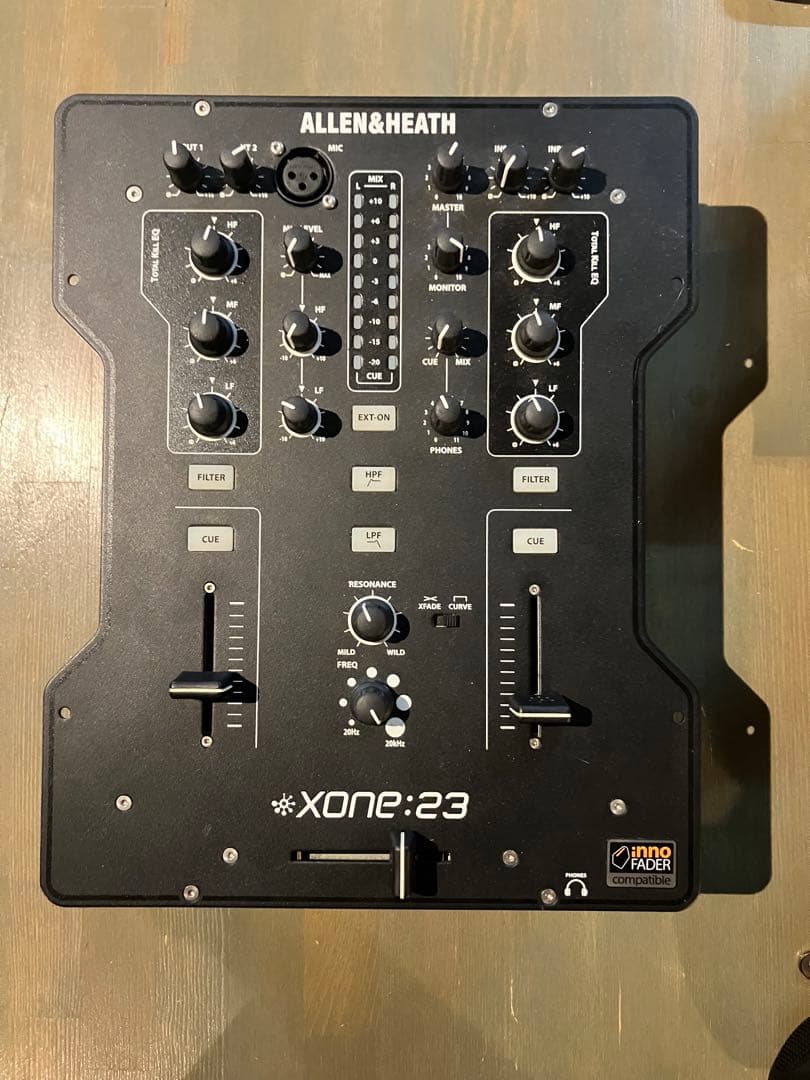 ALLEN & HEATH xone:23 プロフェッショナルDJミキサー