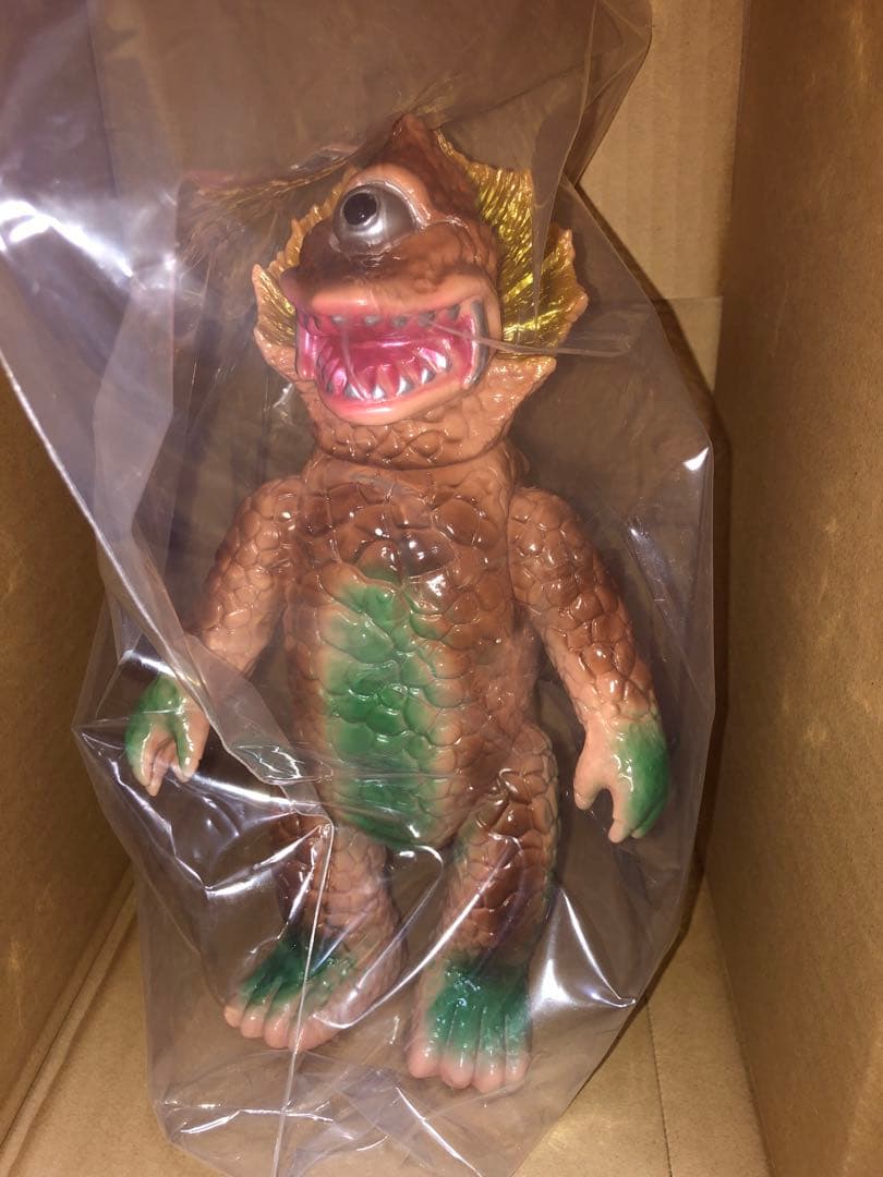 ゴラース マーミット ターゲットアース TARGET EARTH 未使用 ソフビ