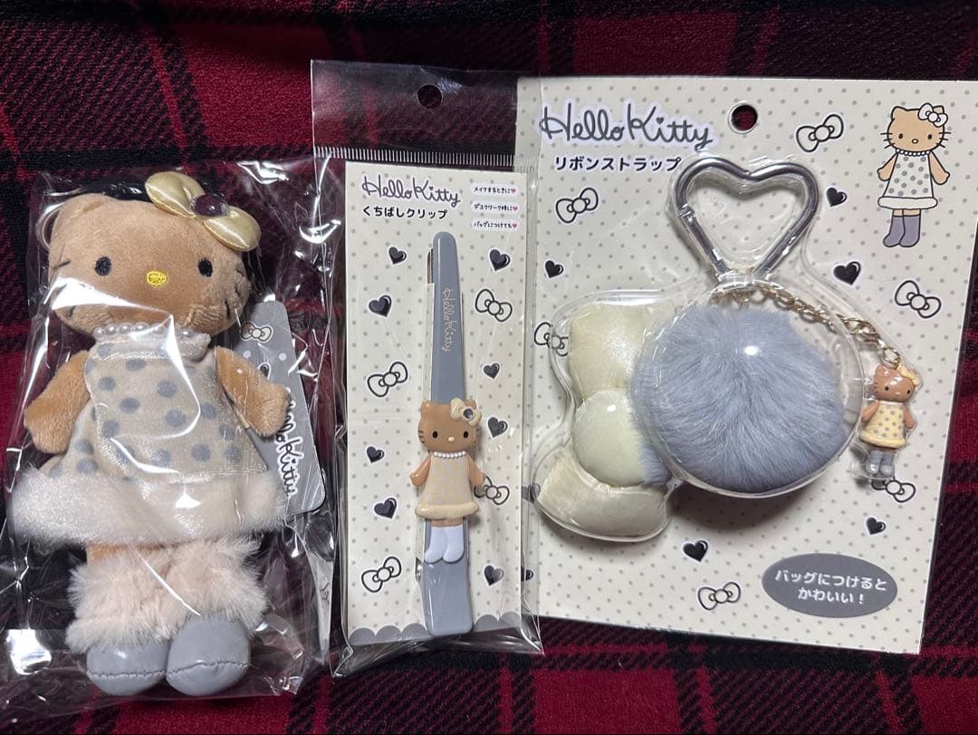 ハローキティ　スタイルアップマスコット・クリップ・ストラップ ドット柄セット売り