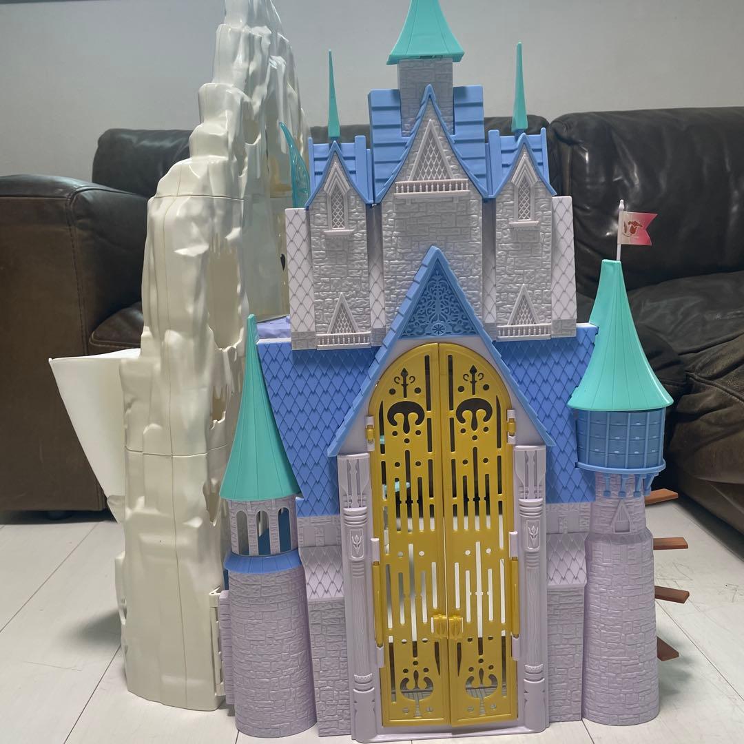 レア！ディズニー　アナと雪の女王　氷のお城と宮殿プレイセット❄︎