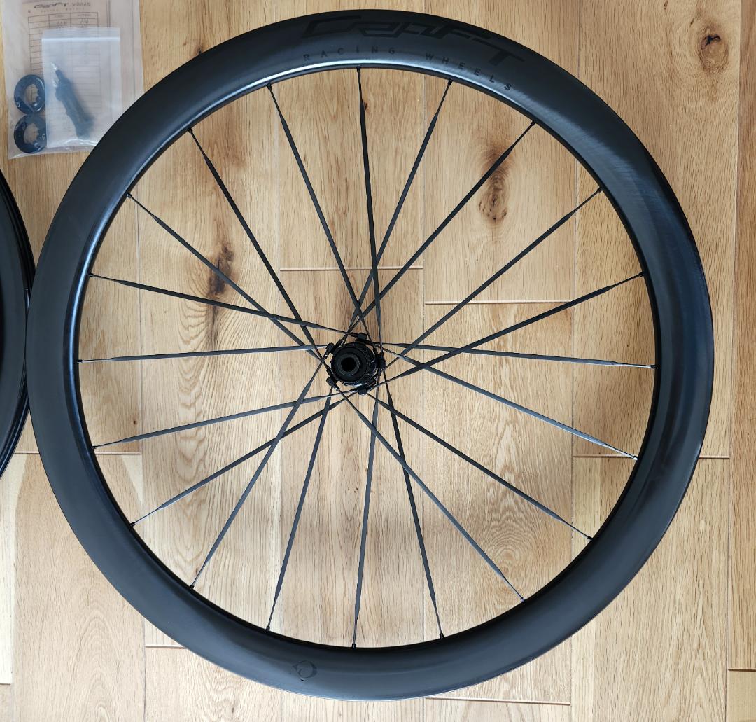 CRW Works CS4045　カーボンディープリムホイールDISC