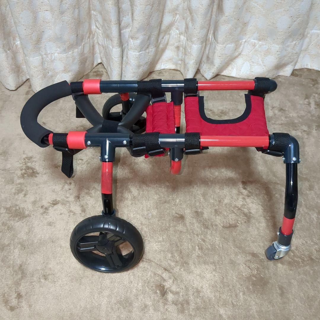 ワンちゃん4輪　リハビリ　食事補助　犬用車椅子　介護用品　犬の歩行器