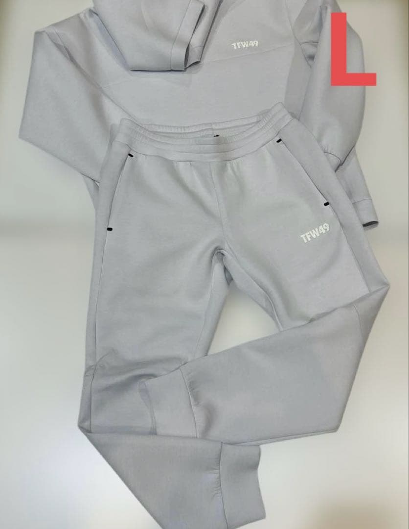 新品❤️TFW49 フード付きセットアップ Lサイズ アイスグレー