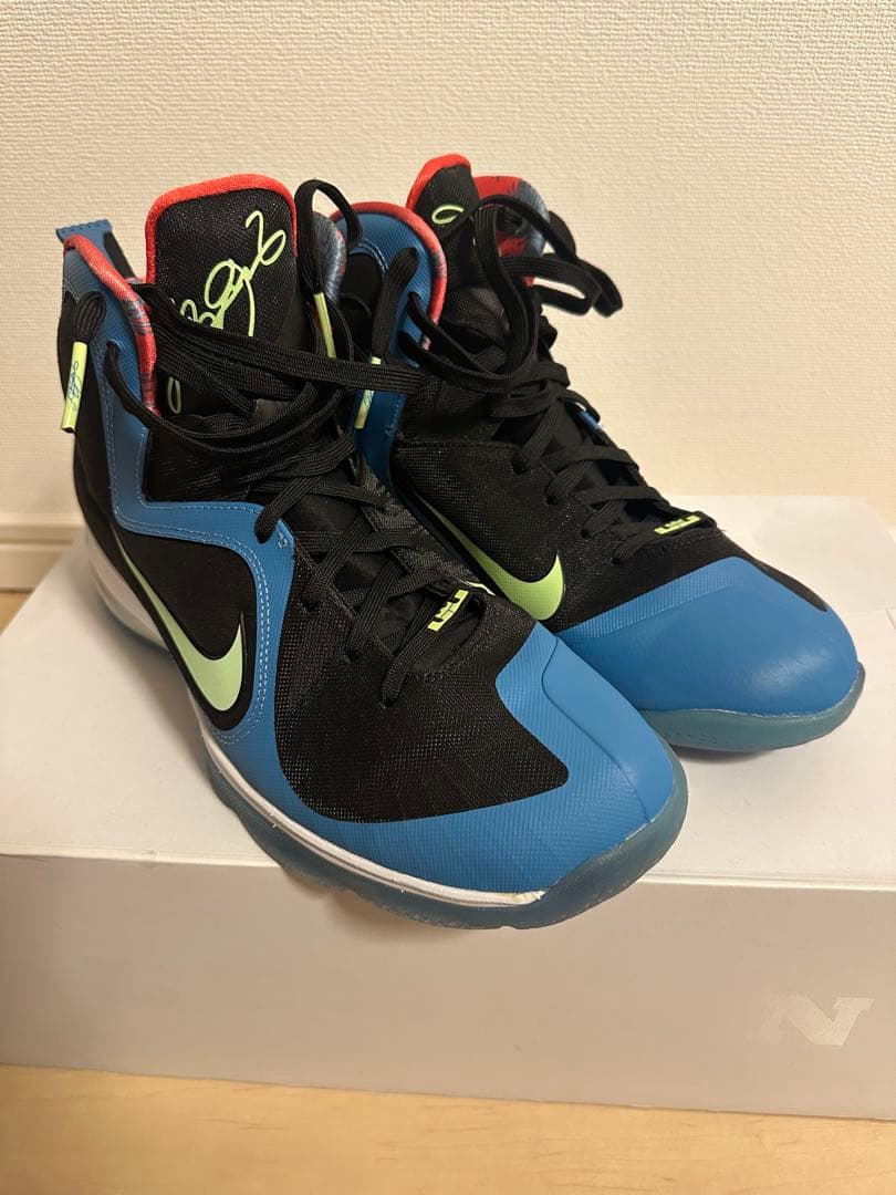 NIKE LEBRON IX ナイキ　レブロン9