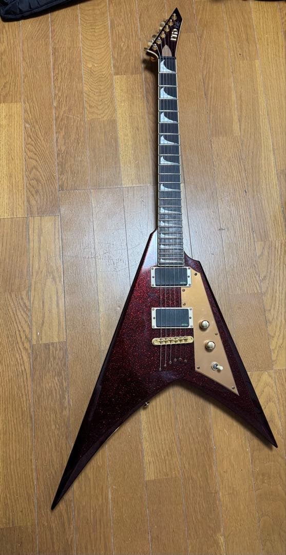 ギター ESP LTD KH-V Kirk Hammett