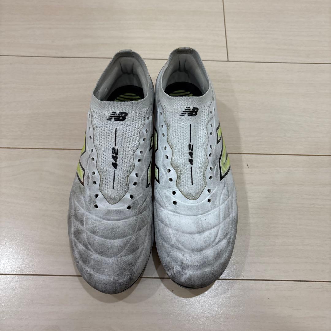 【本日限定価格】サッカースパイク　442 v2 Elite HG 24.5