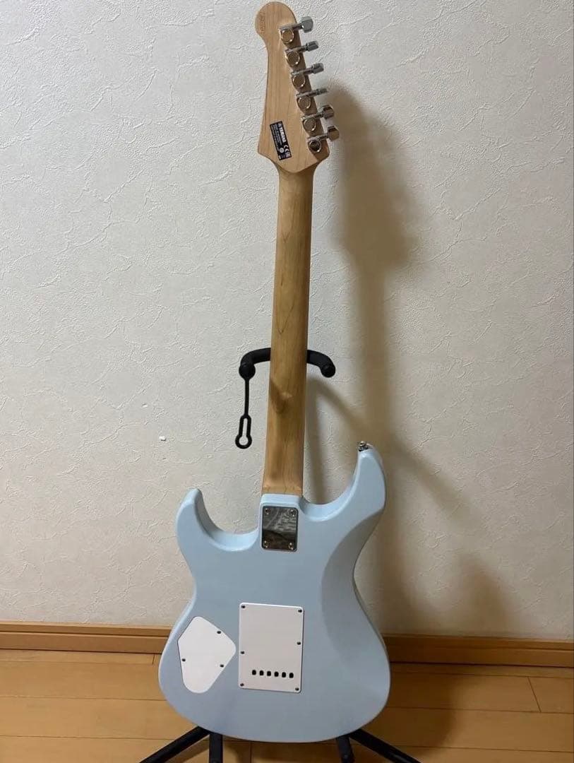 Yamaha PACIFIC 112 アイスブルー