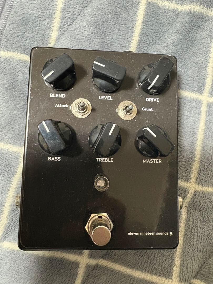 eleven nineteen sounds ベースエフェクター