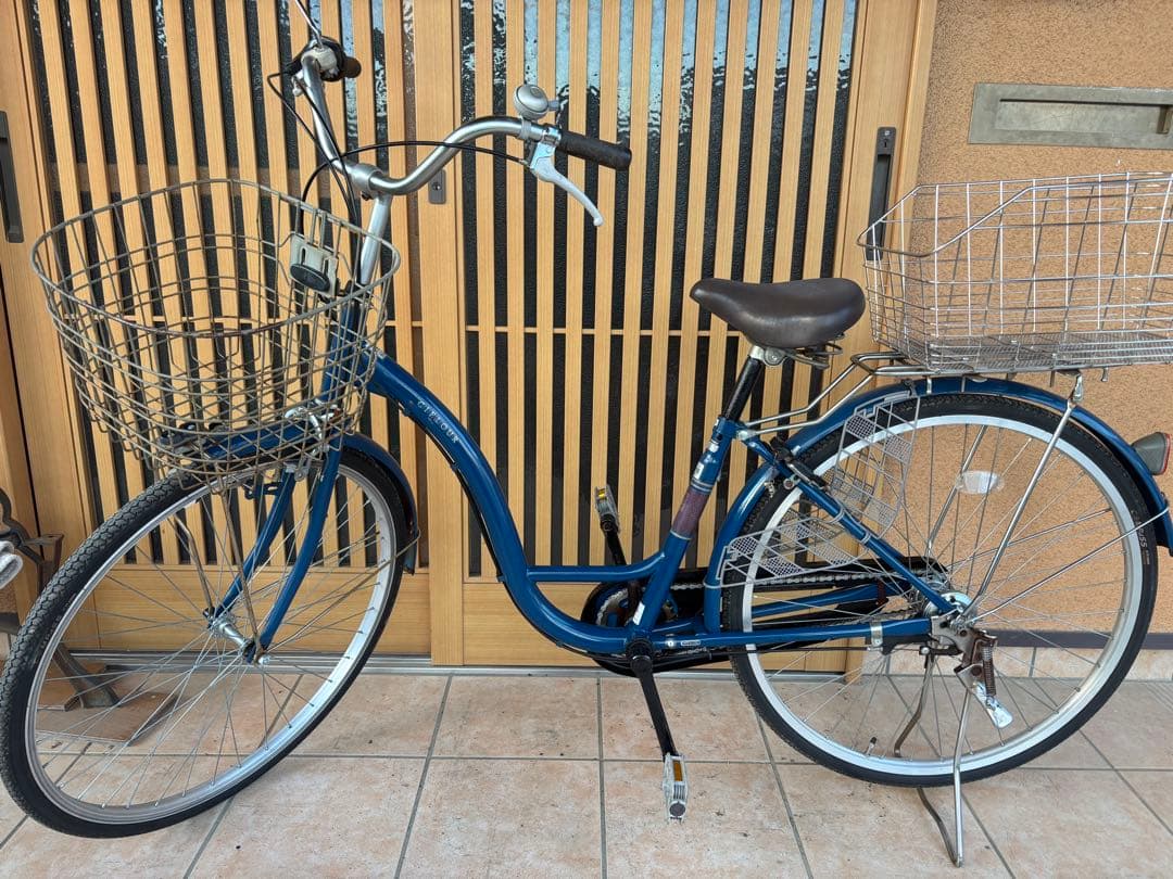 アサヒ購入シティサイクル 26インチ 内装2段変速 前後カゴ付き 自転車
