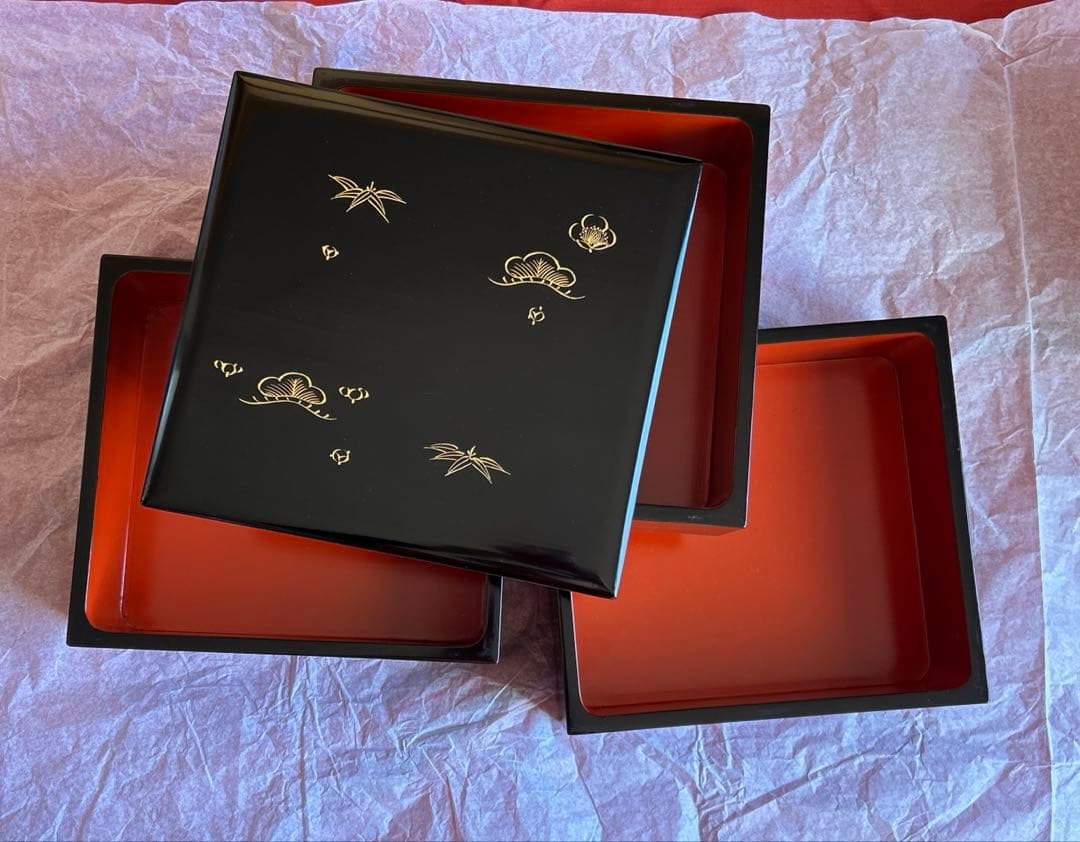 輪島塗 三段重箱 内朱 木箱入り 未使用 蔵整理 松竹梅