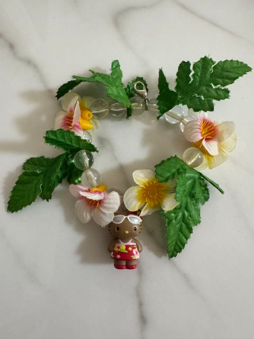 ハローキティ　沖縄限定　ガングロキティ　ストラップ　希少　レア