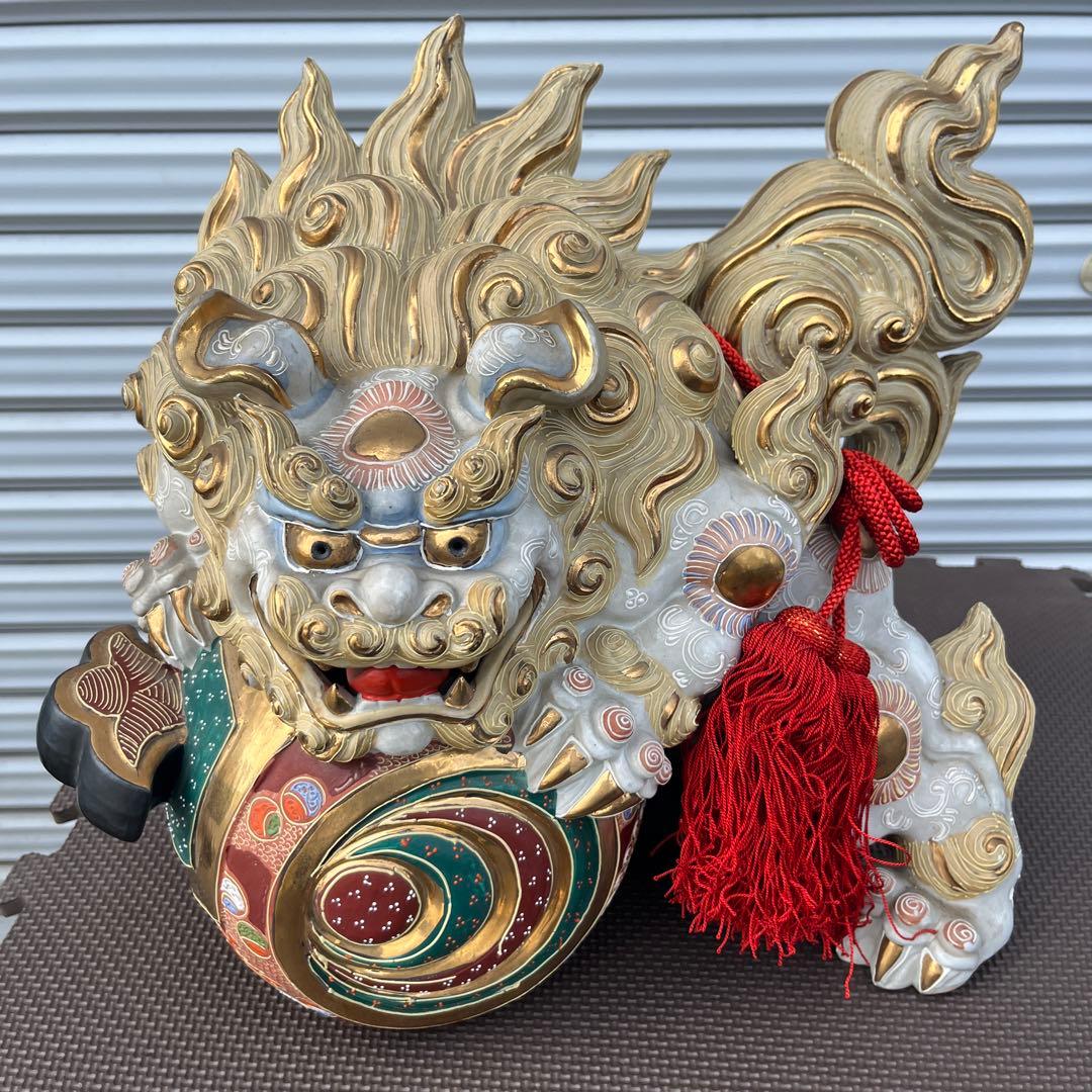 獅子の形状 陶器製装飾品
