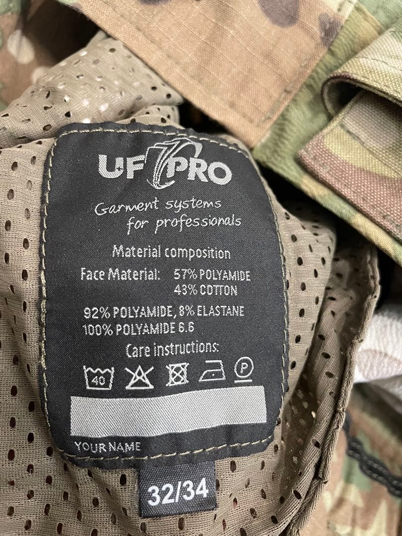 実物　UF PRO STRIKER ULT COMBAT PANTS