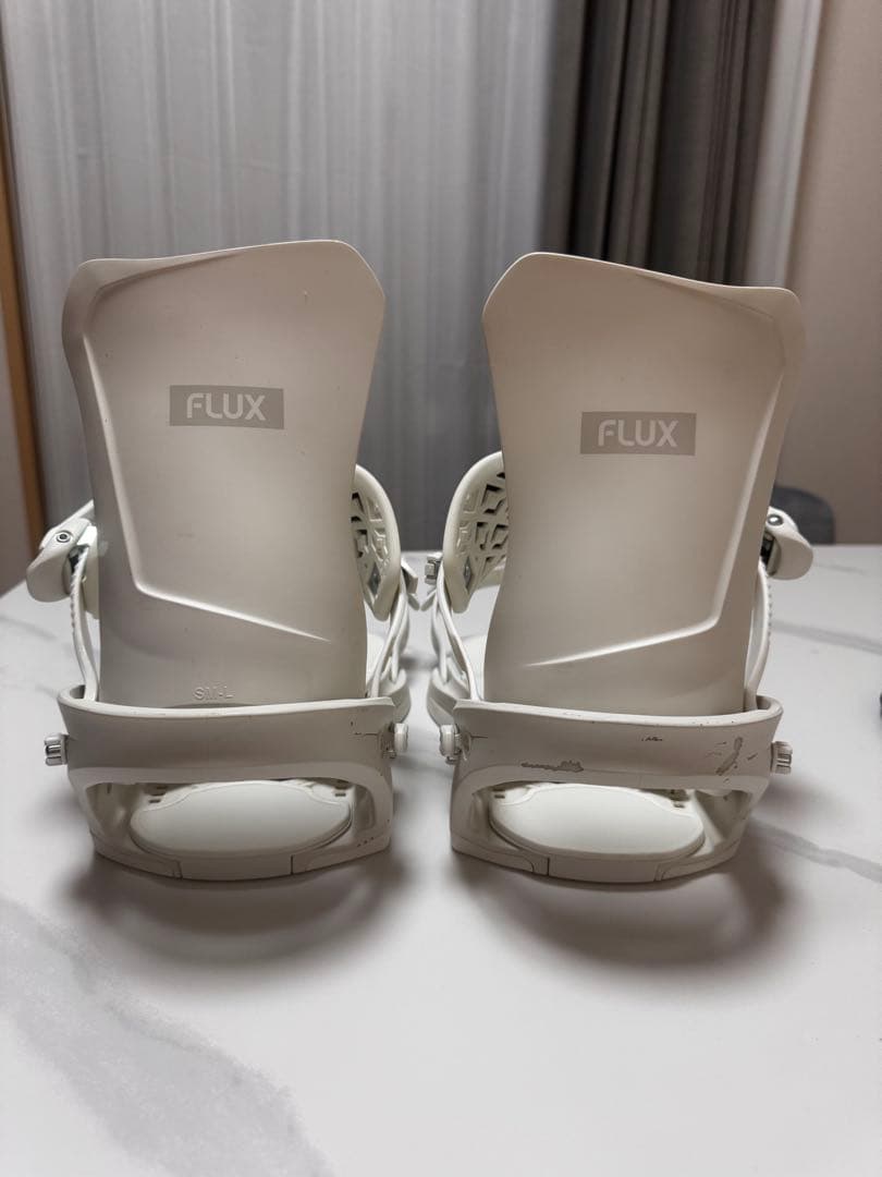 FLUX DS Mスノーボードビンディング ホワイト