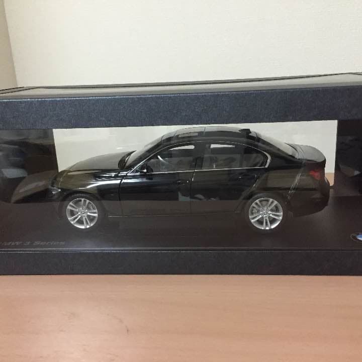BMW3シリーズ/ミニカー/ミニチュアカー 1/18 F30