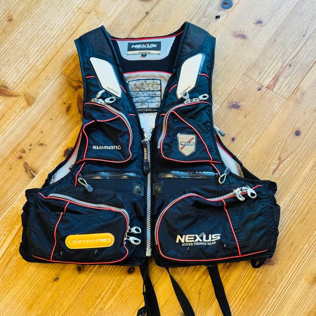 シマノNEXUS LIMITED PRO ネクサス　リミテッド　ライフジャケット