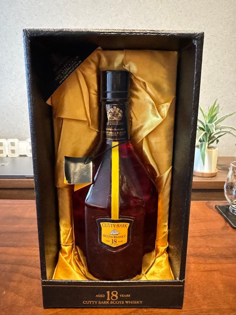 【最終値下げ】カティーサーク18年 750ml ウイスキーオールドボトル