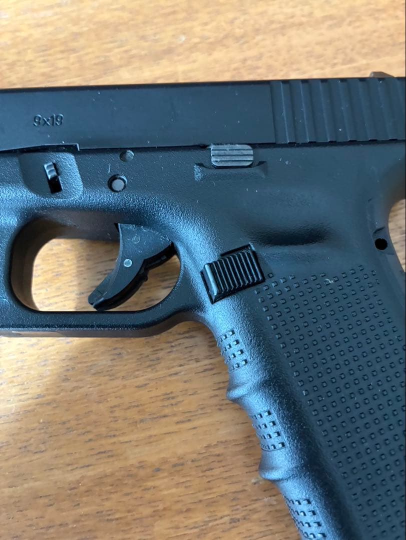 あむ　GLOCK 17 Gen4 ガスガン