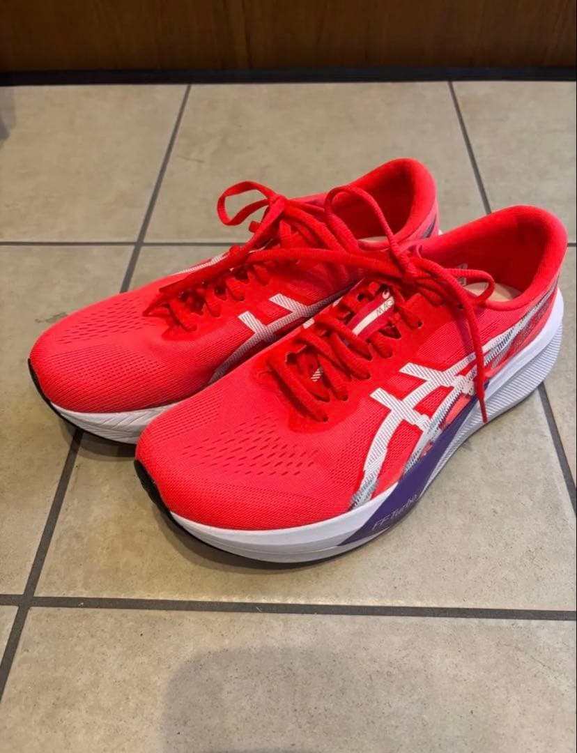 美品・アシックス MAGIC SPEED 4 27.0cm マジックスピード4